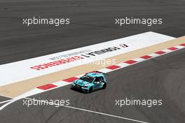 Qualifying, Jean-Karl Vernay (FRA) Volkswagen Golf GTi TCR, Leopard Racing Team WRT 15.04.2017. TCR International Series, Rd 2, Sakhir, Bahrain, Saturday.