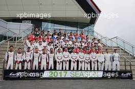 2017 Drivers Group Photo 14.04.2017. FIA World Endurance Championship, Round 1, Silverstone, England, Sunday.