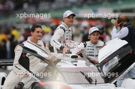 Race winners Earl Bamber (NZL) (Centre) and Brendon Hartley (NZL) (Right) #02 Porsche LMP Team, Porsche 919 Hybrid. 03.09.2017. FIA World Endurance Championship, Rd 5, 6 Hours of Mexico, Mexico City, Mexico.