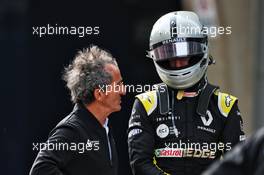 (L to R): Alain Prost (FRA) Renault F1 Team Special Advisor and Daniel Ricciardo (AUS) Renault F1 Team in parc ferme. 14.04.2019. Formula 1 World Championship, Rd 3, Chinese Grand Prix, Shanghai, China, Race Day.