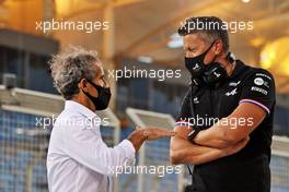 (L to R): Alain Prost (FRA) Alpine F1 Team Non-Executive Director with Marcin Budkowski (POL) Alpine F1 Team Executive Director. 27.03.2021. Formula 1 World Championship, Rd 1, Bahrain Grand Prix, Sakhir, Bahrain, Qualifying Day.