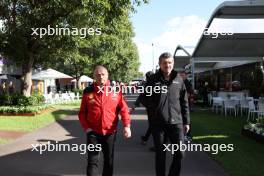 (L to R): Frederic Vasseur (FRA) Ferrari Team Principal and Guenther Steiner (ITA) Haas F1 Team Prinicipal. 31.03.2023. Formula 1 World Championship, Rd 3, Australian Grand Prix, Albert Park, Melbourne, Australia, Practice Day.