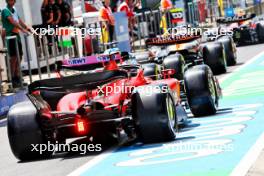 Carlos Sainz Jr (ESP) Ferrari SF-23 leaves the pits. 30.06.2023. Formula 1 World Championship, Rd 10, Austrian Grand Prix, Spielberg, Austria, Qualifying Day.