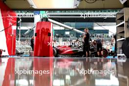 Valtteri Bottas (FIN) Alfa Romeo F1 Team C43 in the pits. 30.06.2023. Formula 1 World Championship, Rd 10, Austrian Grand Prix, Spielberg, Austria, Qualifying Day.