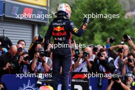 Race winner Max Verstappen (NLD) Red Bull Racing celebrates in parc ferme. 30.07.2023. Formula 1 World Championship, Rd 13, Belgian Grand Prix, Spa Francorchamps, Belgium, Race Day.
