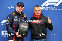 (L to R): Max Verstappen (NLD) Red Bull Racing receives the Pirelli Pole Position Award from Jean Alesi (FRA). 17.06.2023. Formula 1 World Championship, Rd 9, Canadian Grand Prix, Montreal, Canada, Qualifying Day.