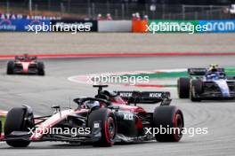 Valtteri Bottas (FIN) Alfa Romeo F1 Team C43. 04.06.2023. Formula 1 World Championship, Rd 8, Spanish Grand Prix, Barcelona, Spain, Race Day.