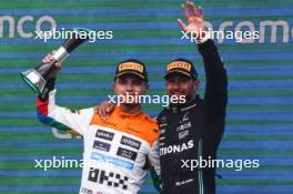 Lando Norris (GBR), McLaren F1 Team and Lewis Hamilton (GBR), Mercedes AMG F1   09.07.2023. Formula 1 World Championship, Rd 11, British Grand Prix, Silverstone, England, Race Day.