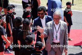 Stefano Domenicali (ITA) Formula One President and CEO and Mohammed Bin Sulayem (UAE) FIA President on the grid. 23.07.2023. Formula 1 World Championship, Rd 12, Hungarian Grand Prix, Budapest, Hungary, Race Day.