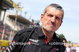 Guenther Steiner (ITA) Haas F1 Team Prinicipal on the grid. 03.09.2023. Formula 1 World Championship, Rd 15, Italian Grand Prix, Monza, Italy, Race Day.