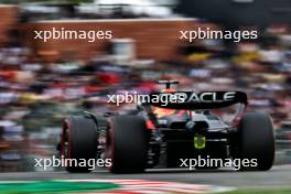 Max Verstappen (NLD) Red Bull Racing RB19. 22.09.2023. Formula 1 World Championship, Rd 17, Japanese Grand Prix, Suzuka, Japan, Practice Day.
