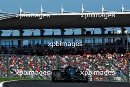 George Russell (GBR) Mercedes AMG F1 W14. 24.09.2023. Formula 1 World Championship, Rd 17, Japanese Grand Prix, Suzuka, Japan, Race Day.