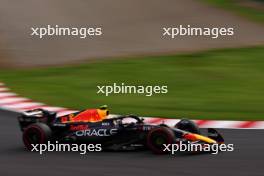 Sergio Perez (MEX) Red Bull Racing RB19. 23.09.2023. Formula 1 World Championship, Rd 17, Japanese Grand Prix, Suzuka, Japan, Qualifying Day.