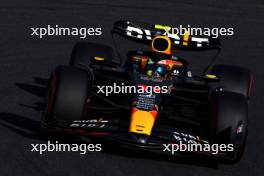Sergio Perez (MEX) Red Bull Racing RB19. 23.09.2023. Formula 1 World Championship, Rd 17, Japanese Grand Prix, Suzuka, Japan, Qualifying Day.