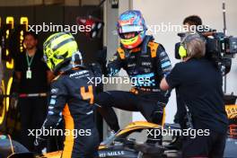 (L to R): Lando Norris (GBR) McLaren in qualifying parc ferme with team mate Oscar Piastri (AUS) McLaren. 23.09.2023. Formula 1 World Championship, Rd 17, Japanese Grand Prix, Suzuka, Japan, Qualifying Day.