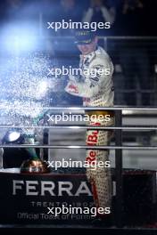 Race winner Max Verstappen (NLD) Red Bull Racing celebrates on the podium. 18.11.2023. Formula 1 World Championship, Rd 22, Las Vegas Grand Prix, Las Vegas, Nevada, USA, Race Day.