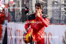 Carlos Sainz Jr (ESP) Ferrari crashed in the second practice session. 26.05.2023. Formula 1 World Championship, Rd 7, Monaco Grand Prix, Monte Carlo, Monaco, Practice Day.