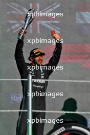 Lewis Hamilton (GBR) Mercedes AMG F1 celebrates his second position on the podium. 29.10.2023. Formula 1 World Championship, Rd 20, Mexican Grand Prix, Mexico City, Mexico, Race Day.