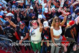 Circuit atmosphere - fans at the podium. 29.10.2023. Formula 1 World Championship, Rd 20, Mexican Grand Prix, Mexico City, Mexico, Race Day.