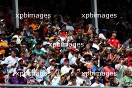 Circuit atmosphere - fans in the grandstand. 07.05.2023. Formula 1 World Championship, Rd 5, Miami Grand Prix, Miami, Florida, USA, Race Day.