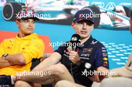 (L to R): Lando Norris (GBR) McLaren and Max Verstappen (NLD) Red Bull Racing in the FIA Press Conference. 04.05.2023. Formula 1 World Championship, Rd 5, Miami Grand Prix, Miami, Florida, USA, Preparation Day.
