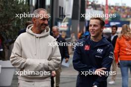 (L to R): Adam Norris (GBR) with Liam Lawson (NZL) AlphaTauri. 27.08.2023. Formula 1 World Championship, Rd 14, Dutch Grand Prix, Zandvoort, Netherlands, Race Day.