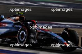 Logan Sargeant (USA) Williams Racing FW45. 06.10.2023 Formula 1 World Championship, Rd 18, Qatar Grand Prix, Doha, Qatar, Qualifying Day.
