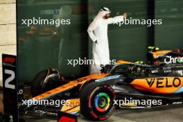 Not second Lando Norris (GBR) McLaren MCL60 in qualifying parc ferme with Mohammed Bin Sulayem (UAE) FIA President watching. 06.10.2023 Formula 1 World Championship, Rd 18, Qatar Grand Prix, Doha, Qatar, Qualifying Day.
