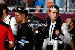 Logan Sargeant (USA) Williams Racing (Right) on the grid. 08.10.2023. Formula 1 World Championship, Rd 18, Qatar Grand Prix, Doha, Qatar, Race Day.