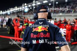 Adrian Newey (GBR) Red Bull Racing Chief Technical Officer on the grid. 08.10.2023. Formula 1 World Championship, Rd 18, Qatar Grand Prix, Doha, Qatar, Race Day.