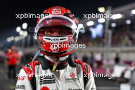 Kevin Magnussen (DEN) Haas F1 Team on the grid. 08.10.2023. Formula 1 World Championship, Rd 18, Qatar Grand Prix, Doha, Qatar, Race Day.