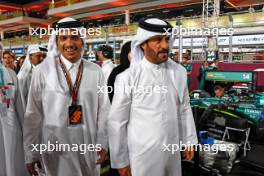 Mohammed Bin Sulayem (UAE) FIA President with VIP on the grid. 08.10.2023. Formula 1 World Championship, Rd 18, Qatar Grand Prix, Doha, Qatar, Race Day.