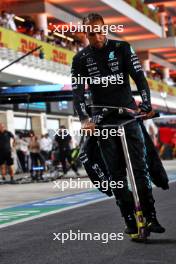 Lewis Hamilton (GBR) Mercedes AMG F1 on the grid. 08.10.2023. Formula 1 World Championship, Rd 18, Qatar Grand Prix, Doha, Qatar, Race Day.