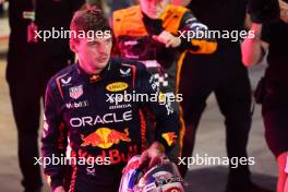 Max Verstappen (NLD) Red Bull Racing celebrates winning his third World Championship in Sprint parc ferme. 07.10.2023. Formula 1 World Championship, Rd 18, Qatar Grand Prix, Doha, Qatar, Sprint Day.