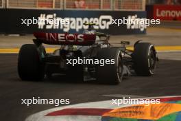 Lewis Hamilton (GBR) Mercedes AMG F1 W14. 15.09.2023. Formula 1 World Championship, Rd 16, Singapore Grand Prix, Marina Bay Street Circuit, Singapore, Practice Day.
