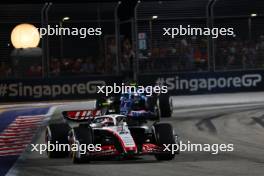 Nico Hulkenberg (GER) Haas VF-23. 17.09.2023. Formula 1 World Championship, Rd 16, Singapore Grand Prix, Marina Bay Street Circuit, Singapore, Race Day.