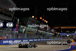 Lewis Hamilton (GBR) Mercedes AMG F1 W14. 17.09.2023. Formula 1 World Championship, Rd 16, Singapore Grand Prix, Marina Bay Street Circuit, Singapore, Race Day.