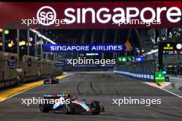 Logan Sargeant (USA) Williams Racing FW45. 17.09.2023. Formula 1 World Championship, Rd 16, Singapore Grand Prix, Marina Bay Street Circuit, Singapore, Race Day.