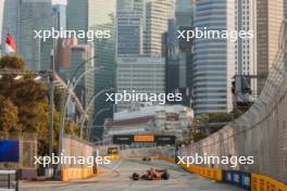 Charles Leclerc (MON) Ferrari SF-23. 16.09.2023. Formula 1 World Championship, Rd 16, Singapore Grand Prix, Marina Bay Street Circuit, Singapore, Qualifying Day.