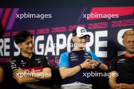 (L to R): Zhou Guanyu (CHN) Alfa Romeo F1 Team and Logan Sargeant (USA) Williams Racing in the FIA Press Conference. 14.09.2023. Formula 1 World Championship, Rd 16, Singapore Grand Prix, Marina Bay Street Circuit, Singapore, Preparation Day.