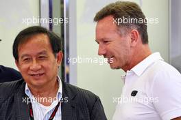 (L to R): Chalerm Yoovidhya (THA) Red Bull Racing Co-Owner with Christian Horner (GBR) Red Bull Racing Team Principal. 24.02.2023. Formula 1 Testing, Sakhir, Bahrain, Day Two.