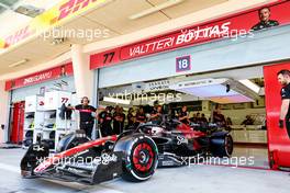 Valtteri Bottas (FIN) Alfa Romeo F1 Team C43 leaves the pits. 25.02.2023. Formula 1 Testing, Sakhir, Bahrain, Day Three.
