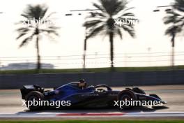 Logan Sargeant (USA) Williams Racing FW45. 28.11.2023. Formula 1 Testing, Yas Marina Circuit, Abu Dhabi, Tuesday.