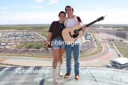 Dylan Gossett (USA) Singer of the National Anthem with his wife Julia Stephenson. 22.10.2023. Formula 1 World Championship, Rd 19, United States Grand Prix, Austin, Texas, USA, Race Day.