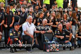 Max Verstappen (NLD) Red Bull Racing celebrates his 50th F1 victory with the team. 22.10.2023. Formula 1 World Championship, Rd 19, United States Grand Prix, Austin, Texas, USA, Race Day.