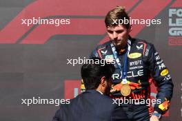 1st place Max Verstappen (NLD) Red Bull Racing RB19 with Mohammed Bin Sulayem (UAE) FIA President. 22.10.2023. Formula 1 World Championship, Rd 19, United States Grand Prix, Austin, Texas, USA, Race Day.