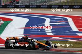 Lando Norris (GBR) McLaren MCL60. 22.10.2023. Formula 1 World Championship, Rd 19, United States Grand Prix, Austin, Texas, USA, Race Day.