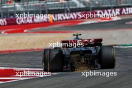 Lewis Hamilton (GBR) Mercedes AMG F1 W14 sends sparks flying. 21.10.2023. Formula 1 World Championship, Rd 19, United States Grand Prix, Austin, Texas, USA, Sprint Day.