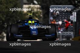 Amaury Cordeel (BEL) Virtuosi Racing. 28.04.2023. FIA Formula 2 Championship, Rd 4, Baku, Azerbaijan, Friday.