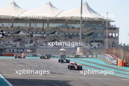 Theo Pourchaire (FRA) ART Grand Prix takes the chequered flag at the end of the race. 26.11.2023. Formula 2 Championship, Rd 14, Yas Marina Circuit, Abu Dhabi, UAE, Feature Race, Sunday.